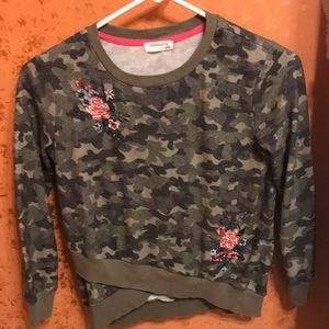 Eyeshadow girls camo long sleeve shirt with flowers